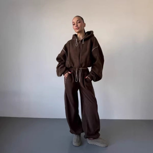 Damen gekürztes Zip-Hoodie mit Tunnelzug und hochgeschnittener weiter Fleece-Loungehose Drune