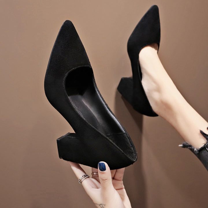 Damen Samtige Spitz-Pumps mit mittelhohem geometrischem Blockabsatz Drune