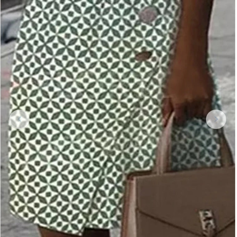 Drune | Ärmelloses bedrucktes grünes Knopf-Casual-Kleid