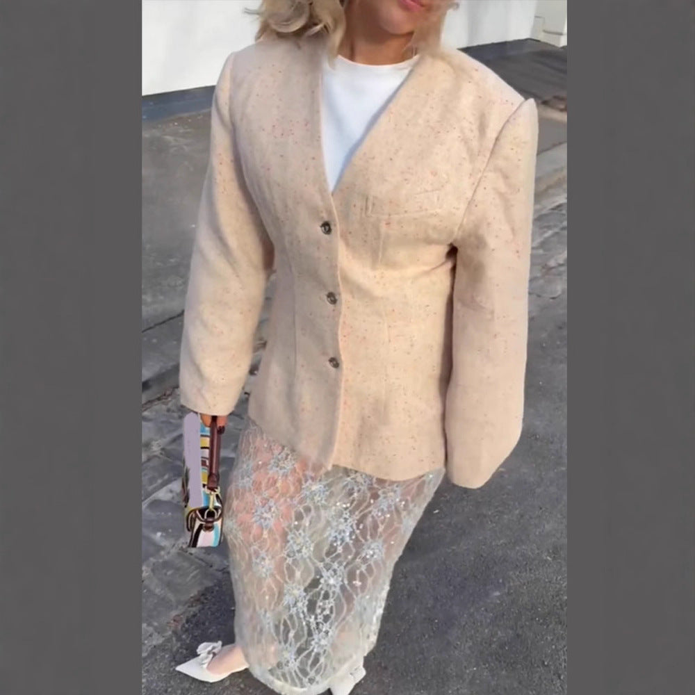 Damen Taillierter strukturierter Blazer mit V‑Ausschnitt und betonter Schulterpartie Drune