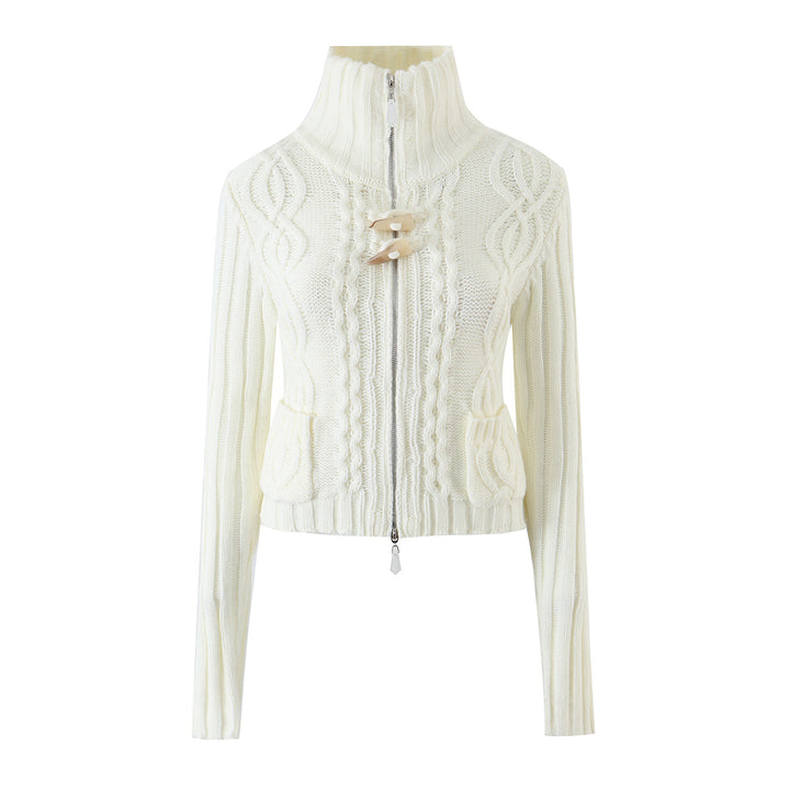 Damen Kurze Strickjacke mit Stehkragen, Zopfmuster, Holzknopf‑Toggles und Taschen Drune