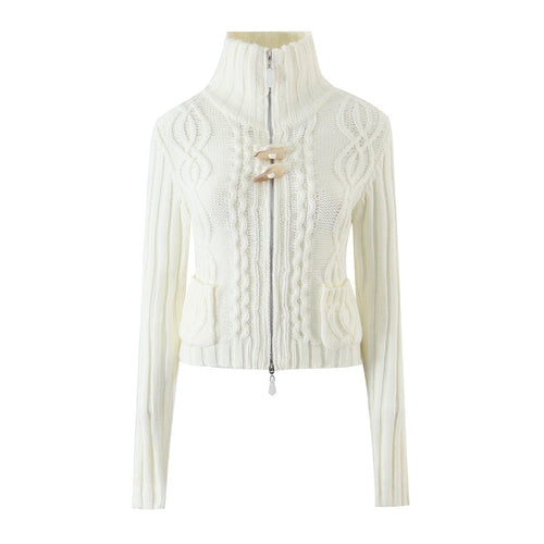 Damen Kurze Strickjacke mit Stehkragen, Zopfmuster, Holzknopf‑Toggles und Taschen Drune