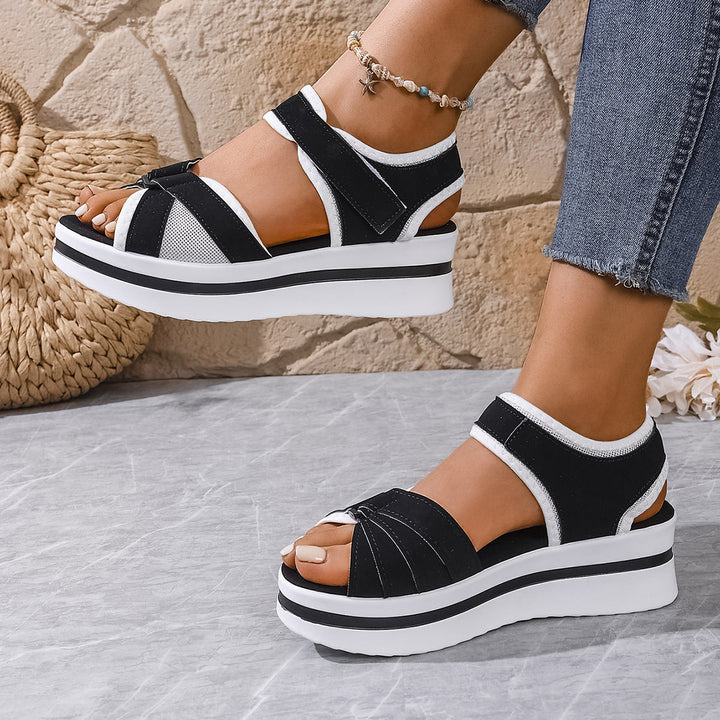 Damen Komfort Sandalen mit verstellbarem Riemendesign und ergonomischem Fußbett Drune