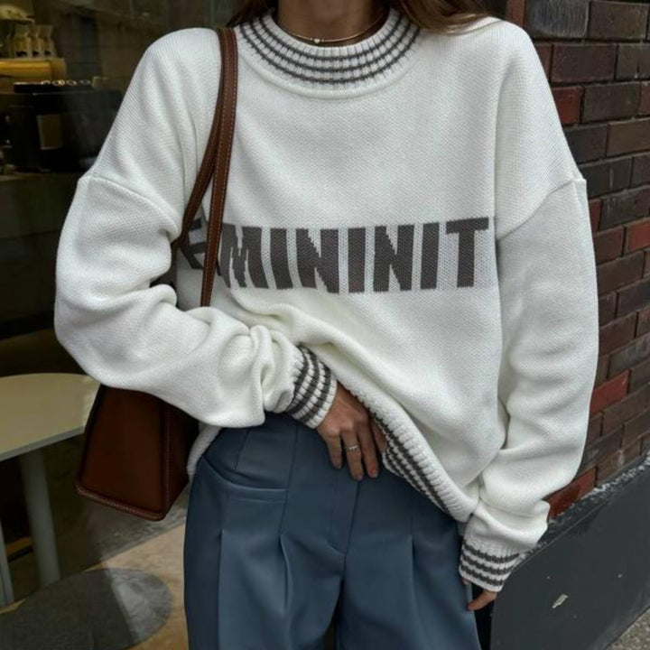 Damen lässiger Sweatpullover mit modischem Schriftzug und gestreiften Bündchen