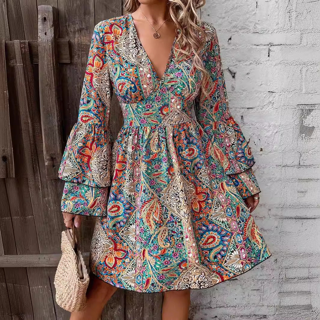 Damen nan Boho-Minikleid mit tiefem V-Ausschnitt, Trompetenärmeln und geraffter Taille Drune