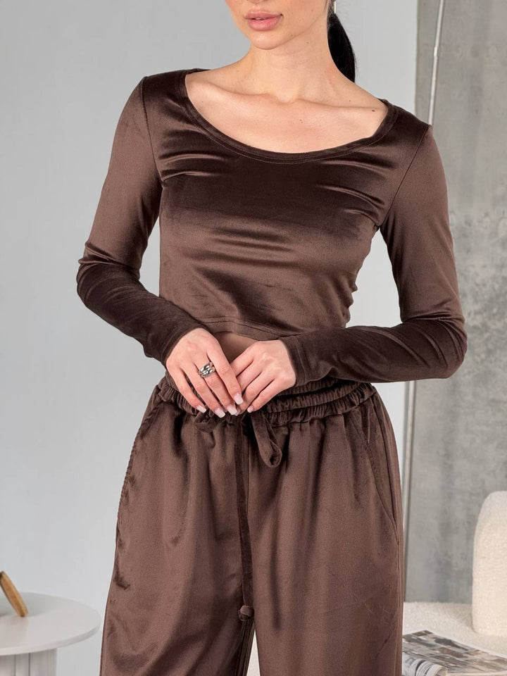 Damen samtiges bauchfreies Langarm-Crop-Top mit weitem Rundhalsausschnitt Drune