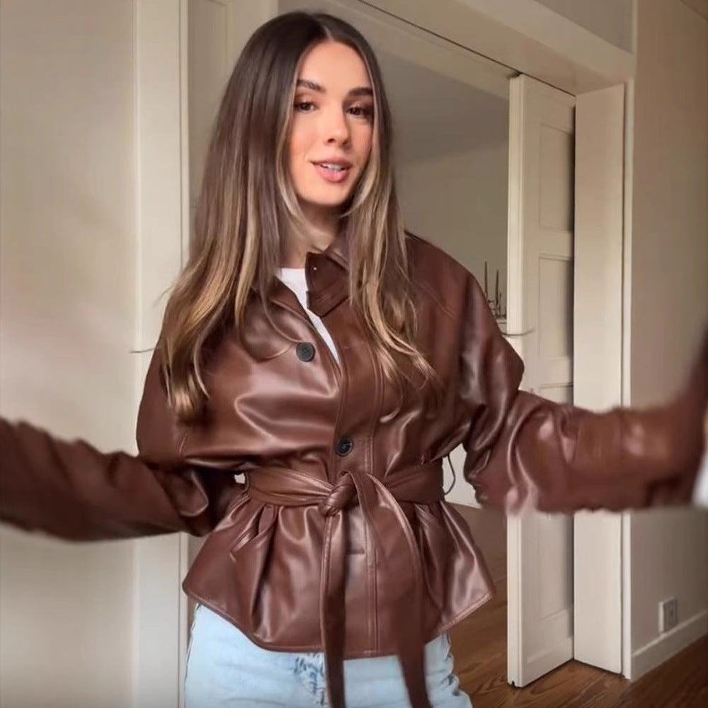 Damen Kunstlederjacke mit tailliertem Schnitt und modischem Gürtel Drune
