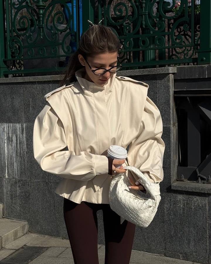 Damen stylische Bluse mit hohen Kragen und seitlichem Taillengürtel Drune