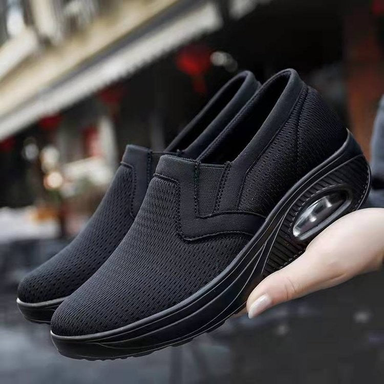 Damen  atmungsaktive Slip-On Sneaker mit Air-Cushion Keilsohle und elastischem Strickoberteil Drune