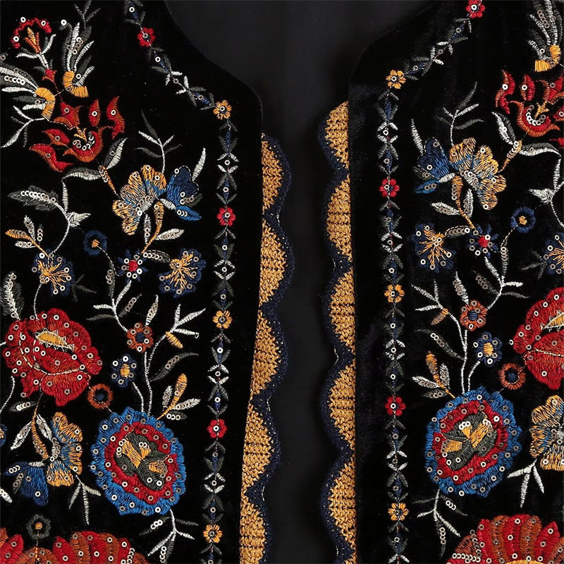 Damen Bestickte Samtweste mit folklorischer Perlenstickerei und gewelltem Saum Drune