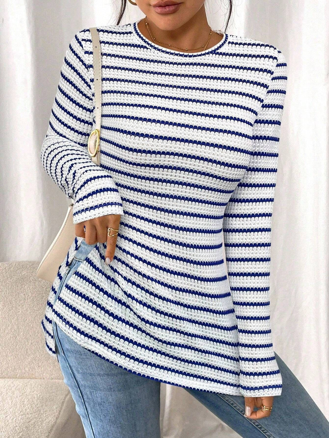 Damen Langarmshirt mit modernem Strickmuster und seitlichen Schlitzen Drune