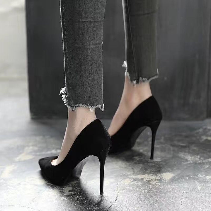 Damen Elegante spitz zulaufende Velours‑Optik Pumps mit schmalem Stiletto Drune
