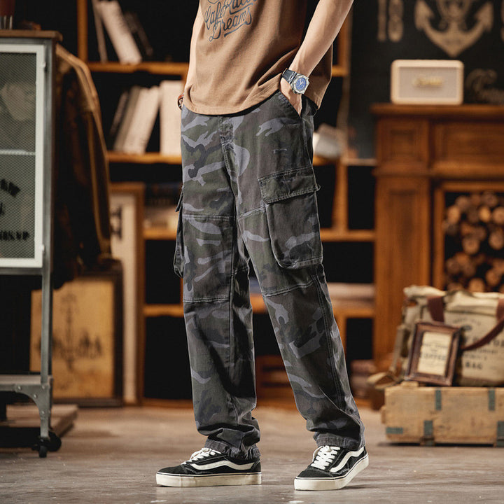Herren Relaxed-Fit Camouflage-Cargohose mit seitlichen Klappentaschen und Kordelabschlüssen Drune