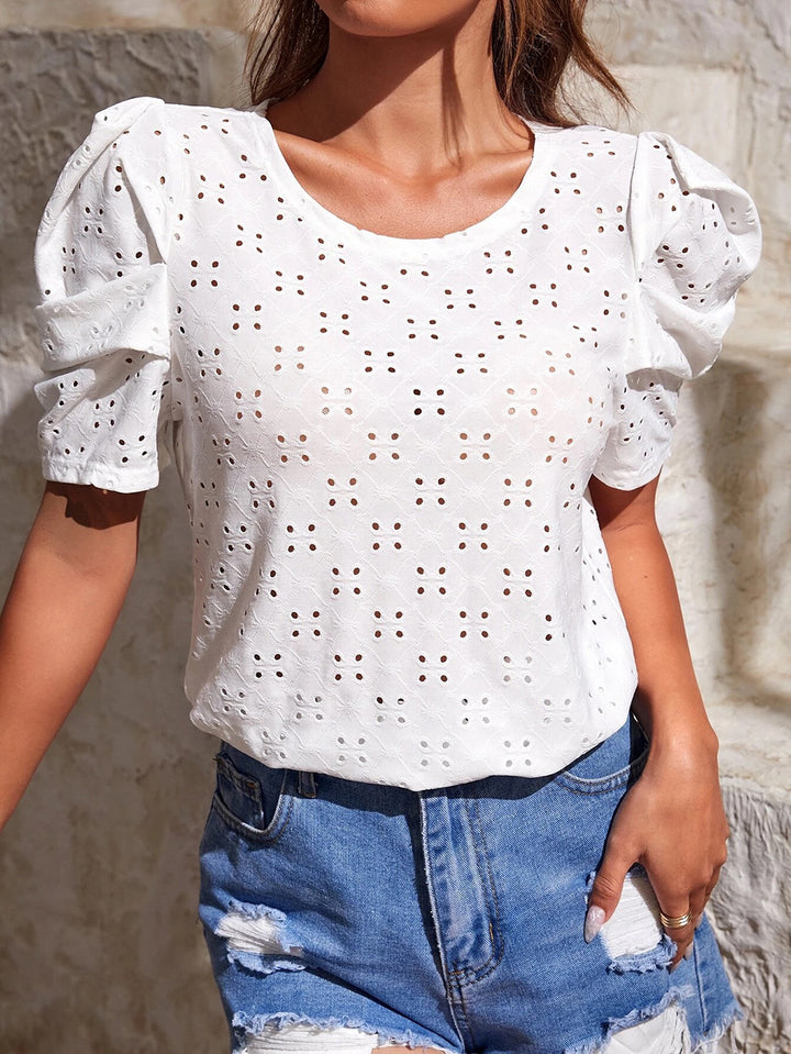 Damen Chic Kurzarmbluse mit Puffärmeln und Lochmuster Drune