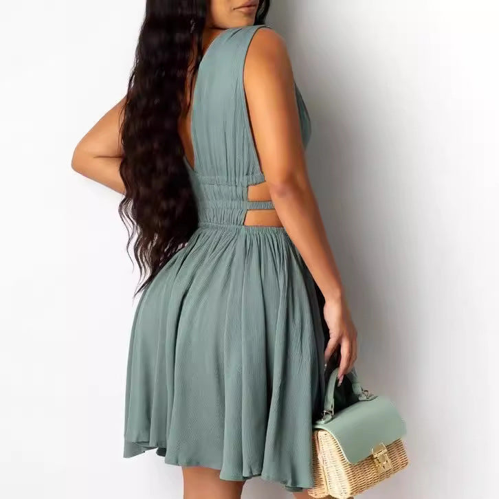 Damen Sommerliches Cut-Out Kleid mit V-Ausschnitt und Raffung Drune