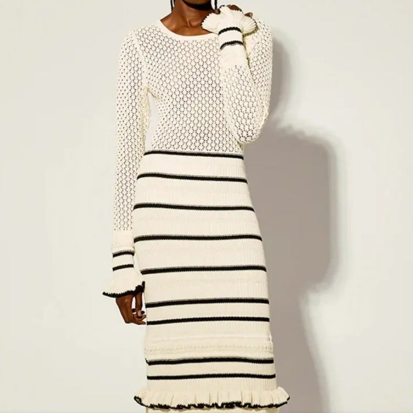 Damen Strickmaxikleid mit raffiniertem Lochmuster und kontrastierendem Streifen Drune