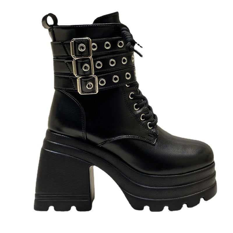 Damen Chunky Stiefel mit dekorativen Riemen und robustem Profil Drune