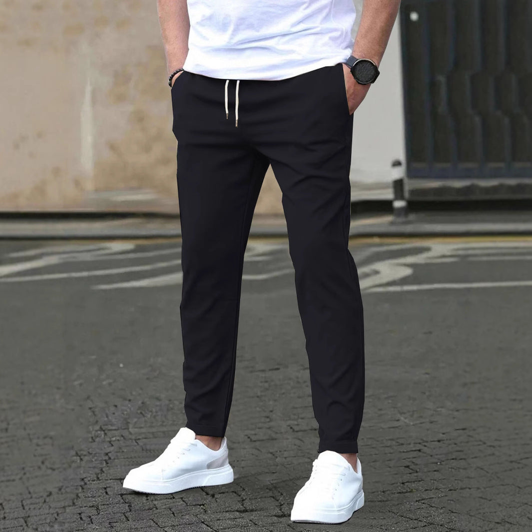 Herren Slim-Fit Jogginghose mit Kordelzug, Seitentaschen und schmalem Knöchelabschluss Drune