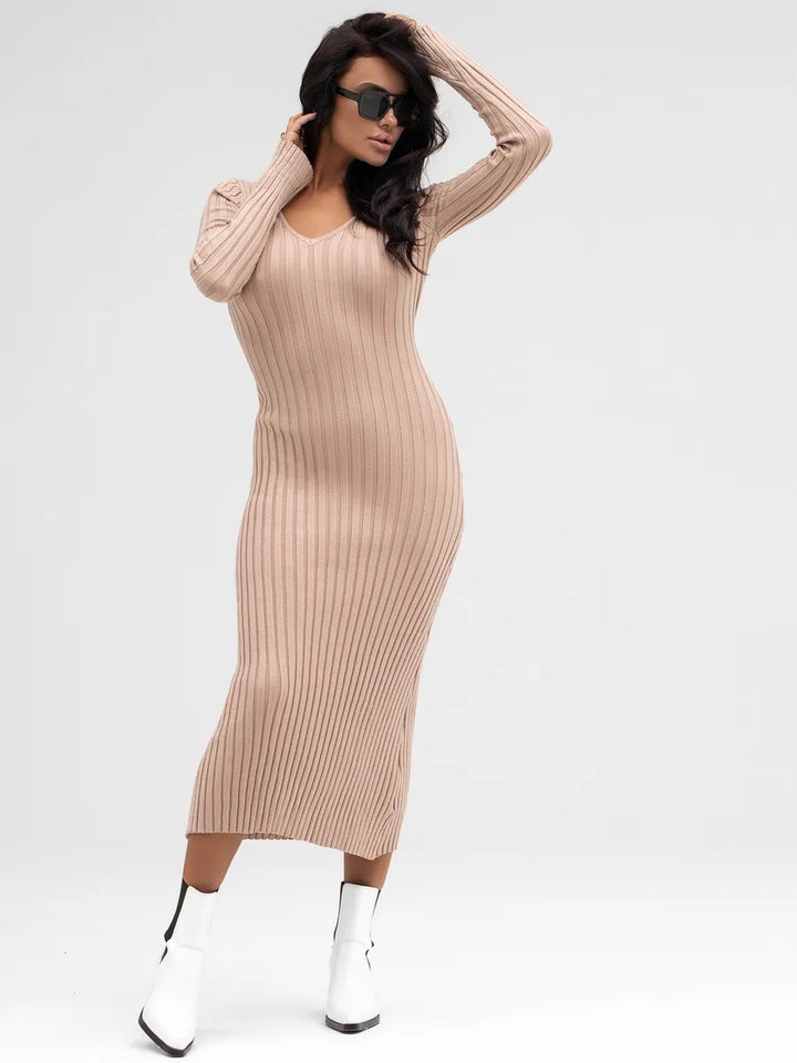 Damen Strickkleid mit tiefem V-Ausschnitt und Rippenstruktur Drune