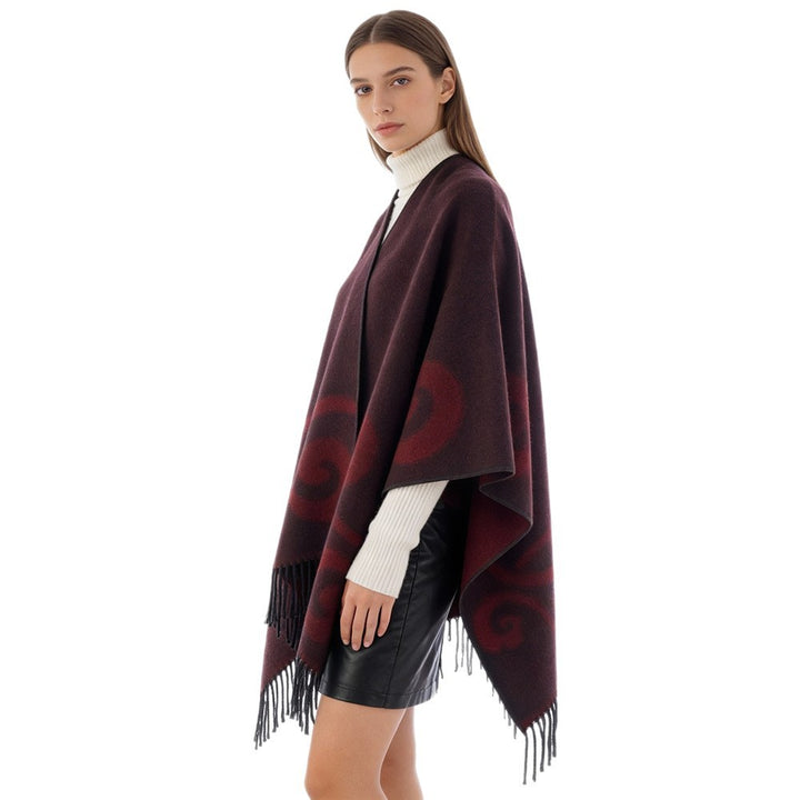 Damen Wollmix-Poncho mit Jacquard‑Wirbelmuster, V-Ausschnitt und Fransen Drune