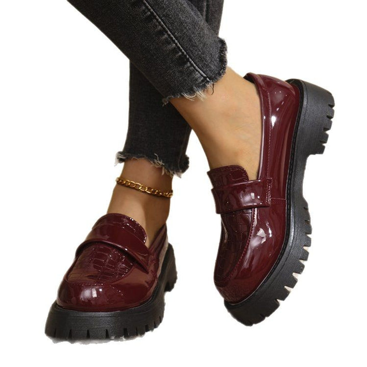 Damen  Lack-Loafer mit profilierter Traktorsohle, Krokoprägung und gepolstertem Komfortfußbett Drune