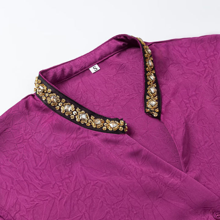 Damen Ärmellose Crinkle-Bluse mit Knopfleiste und besticktem V-Ausschnitt Drune