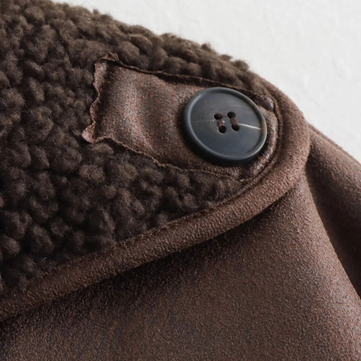 Damen nan kurze Lammfelloptik Jacke im Boxy-Schnitt mit Teddyfutter und aufgesetzten Taschen Drune