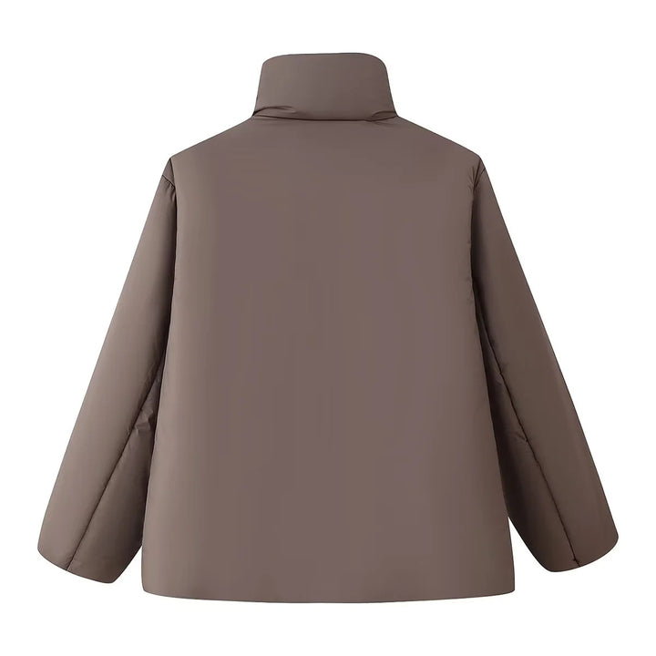 Damen nan minimalistische Steppjacke mit hohem Stehkragen und kastiger Boxy‑Passform Drune