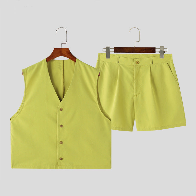 Damen nan elegantes maßgeschneidertes Ensemble mit taillierter Weste und hochtaillierten Shorts Drune