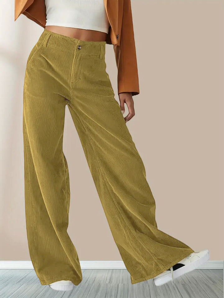 Damenweite Cordhose mit eleganter Bundfalten-Optik Drune