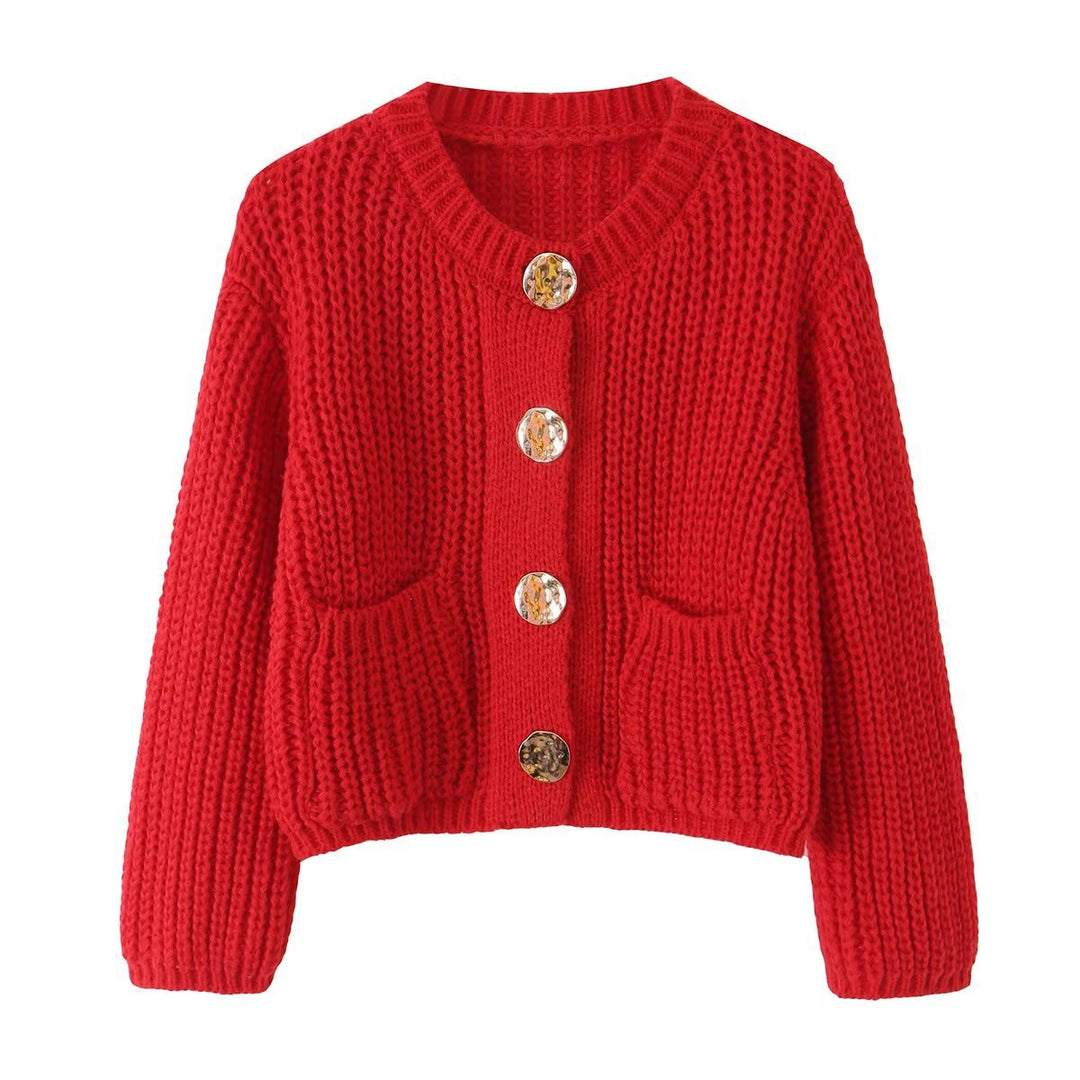 Damen Grobgestrickte Kurzstrickjacke mit großen Zierknöpfen und aufgesetzten Taschen Drune