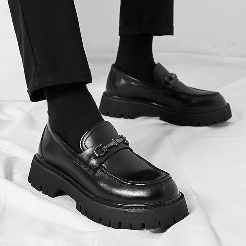 Herren Modische Loafers mit robustem Sohlenprofil und edler Schnallenverzierung Drune
