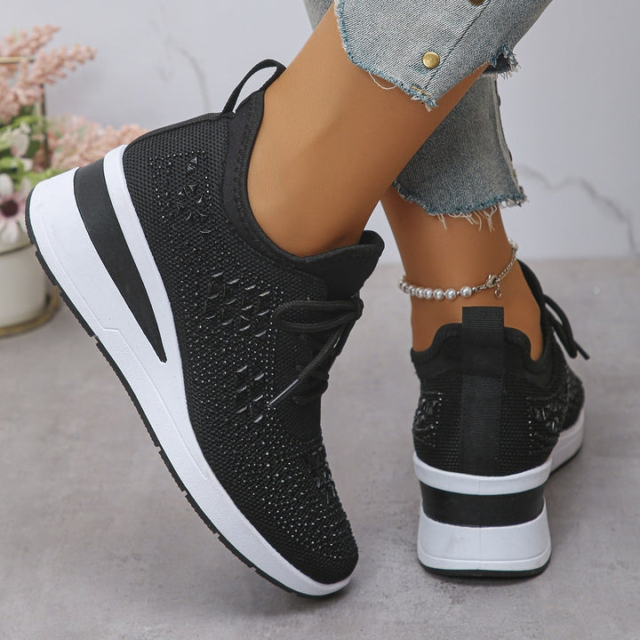 Damen Wedge-Sneaker mit atmungsaktivem Strick, gepolstertem Sockenschaft und leichtem Plateau Drune