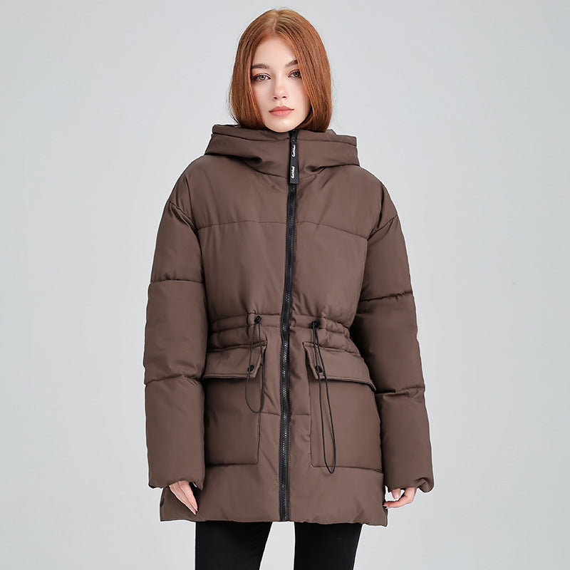 Damen nan mittellanger Thermoparka mit taillierendem Tunnelzug, ergonomischer Kapuze und großen Klapppattentaschen Drune