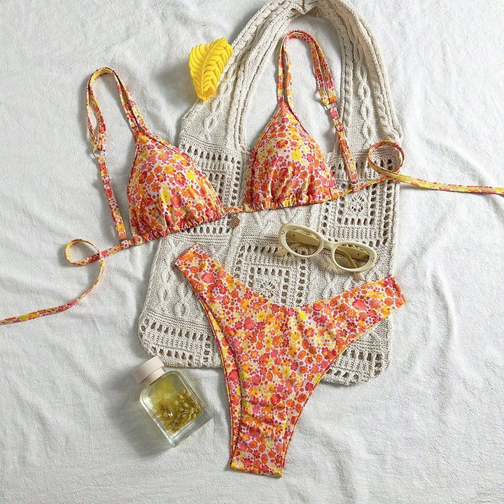 Damen Triangel-Bikini mit fließendem Floral-Design Drune