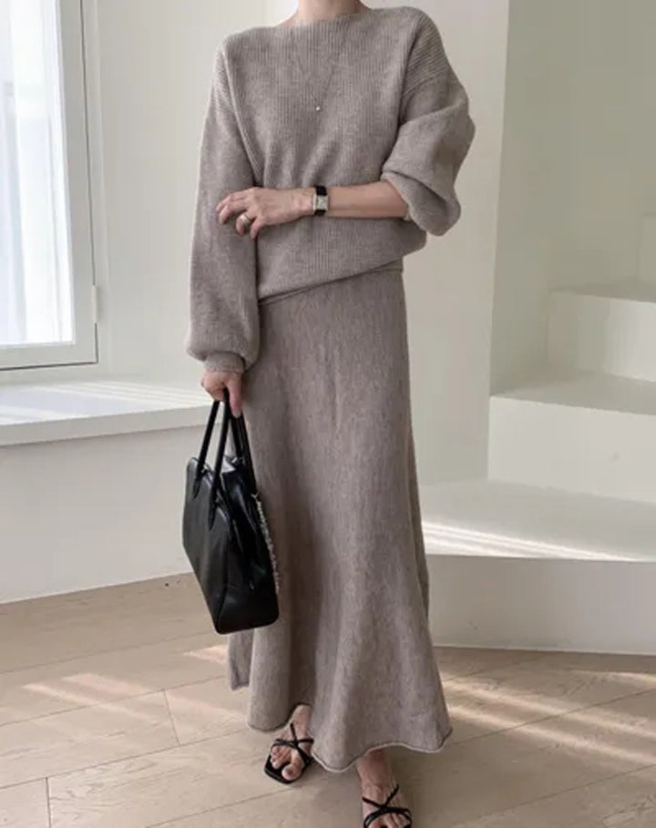 Damen Strick-Set aus Oversize-Ripp-Pullover und fließendem Maxirock Drune