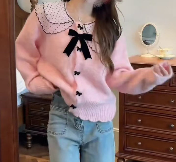 Damen Strickjacke mit nostalgischem Kragen und Schleifenverzierung Drune