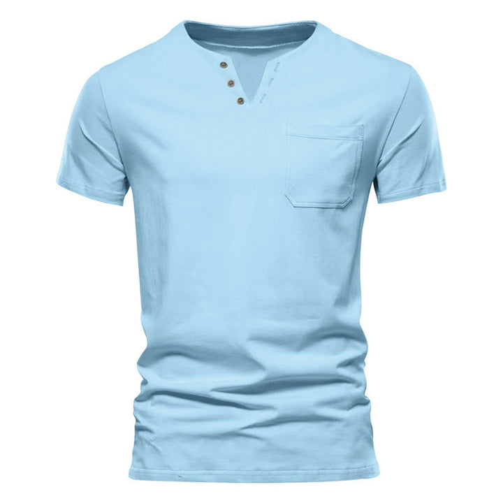 Herren nan tailliertes Kurzarm-Henleyshirt mit Brusttasche und asymmetrischer Knopfleiste Drune