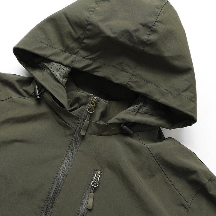 Herren Ultraleichte Allwetter-Outdoorjacke mit Kapuze atmungsaktivem Meshfutter und Reißverschlusstaschen Drune