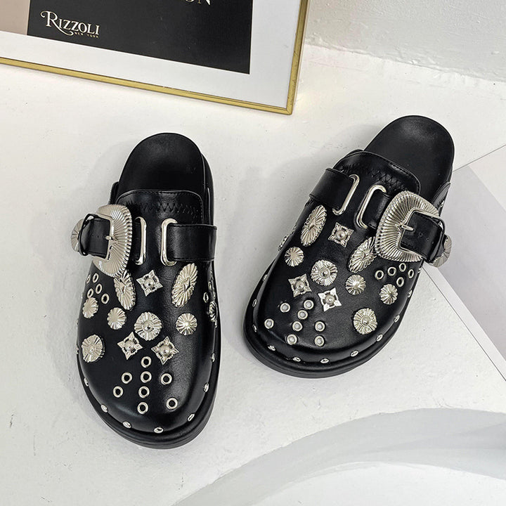 Damen nan verzierte Schlupf-Clogs mit metallischen Conchos, großer Zierschnalle und ergonomischem Fußbett Drune