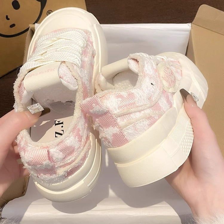 Damen Exklusive Trend-Sneaker mit weichem Obermaterial und besonders dämpfender Sohle Drune