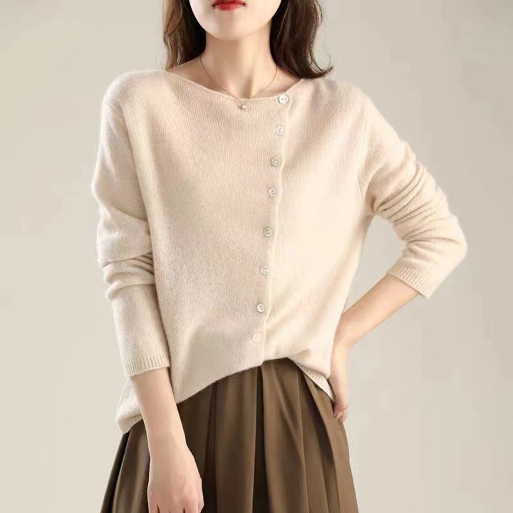 Drune | Classic long-sleeved sweater with buttons