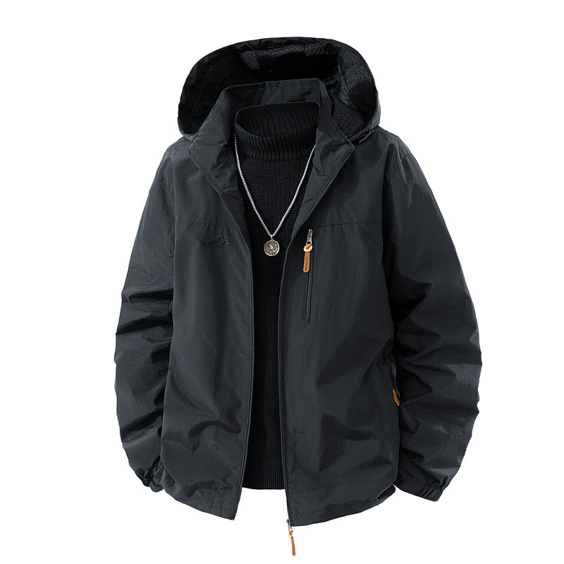 Herren Outdoor-Jacke mit Kapuze und praktischen Taschen Drune
