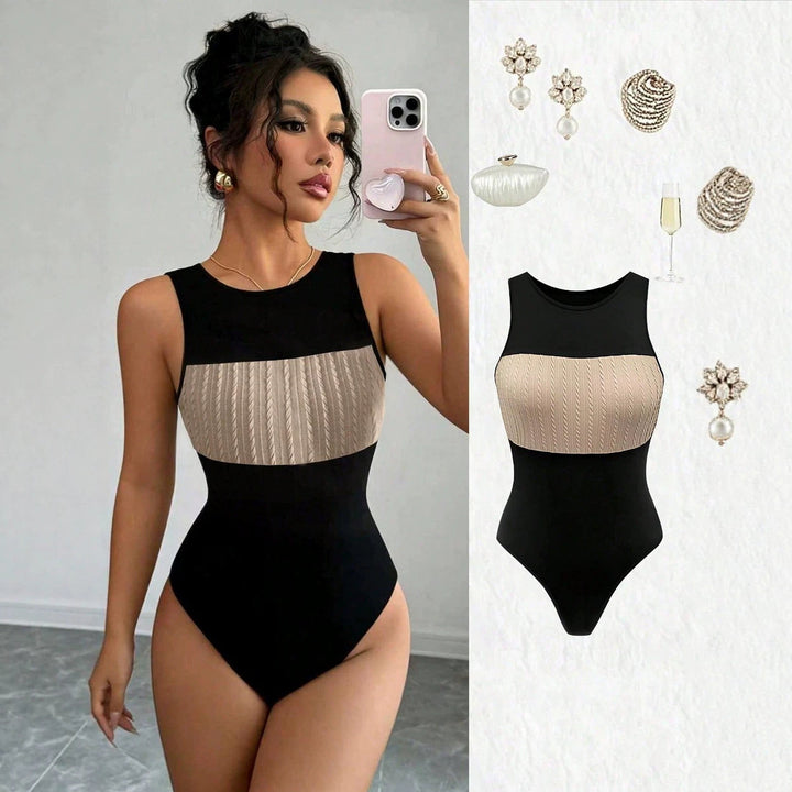Damen Hochgeschnittener Badeanzug mit elegantem, rippierten Oberteil Drune