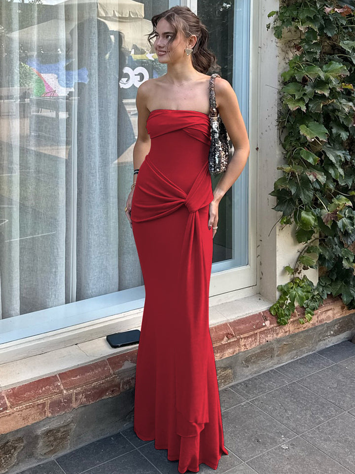 Drune | Einfarbiges ärmelloses Kleid mit hoher Taille und Ein-Wort-Ausschnitt