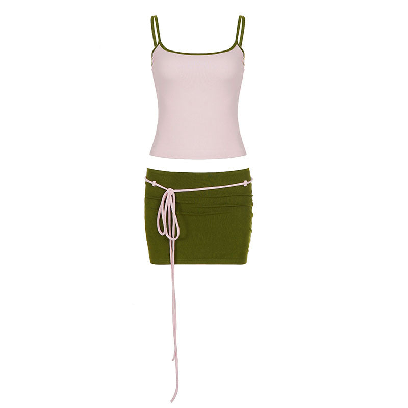 Damen Spaghetti-Trägershirt mit eleganter Kontrastkante und figurbetontem Schnitt Drune
