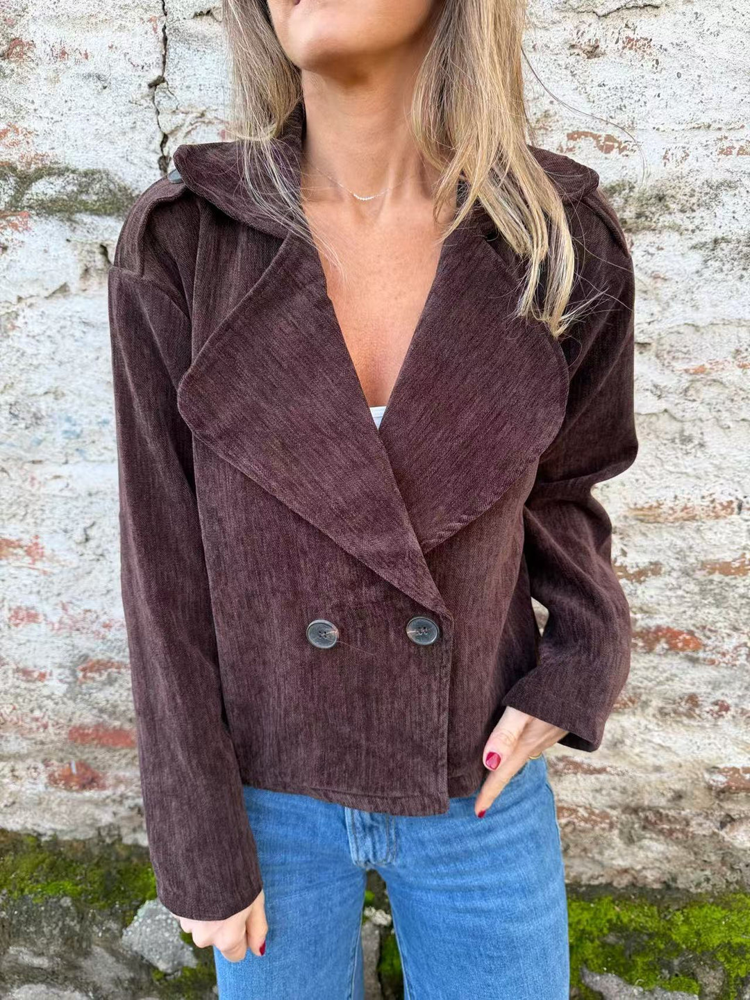 Damen Kurzblazer aus Cord mit weitem Schalkragen und Doppelknopfverschluss Drune