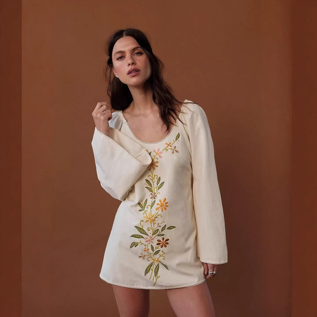 Damen Blusenkleid mit floralen Stickereien und weit ausgestellten Ärmeln Drune