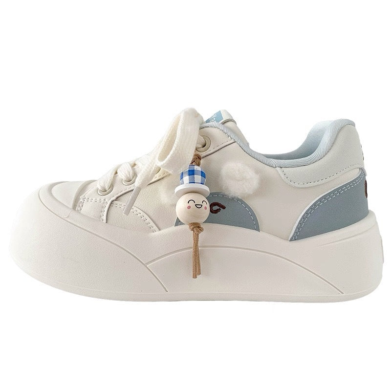 Damen Modische Sneakers mit dekorativen Applikationen und dämpfender Sohle Drune