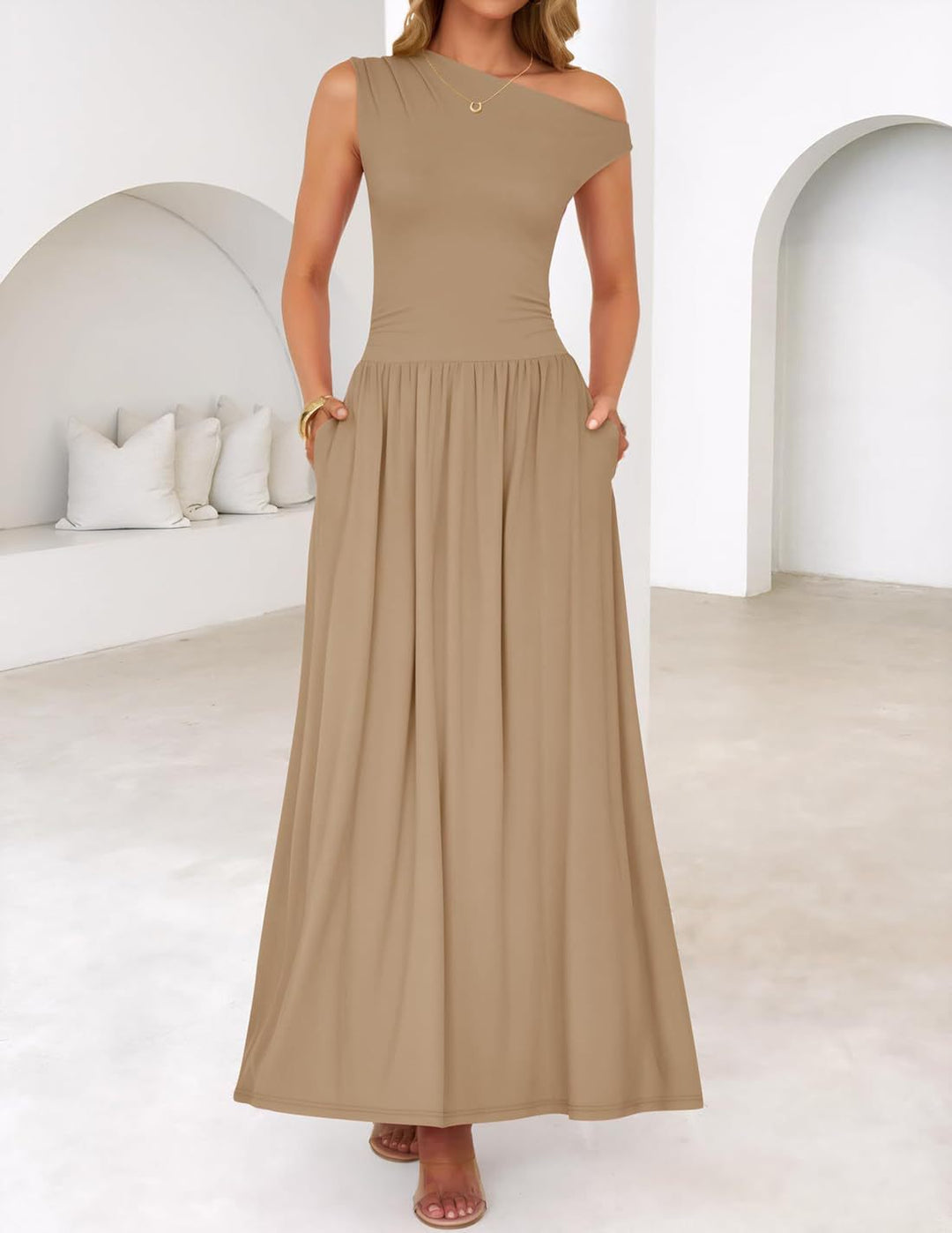 Damen Asymmetrisches Maxikleid mit One-Shoulder, Taillenbetonung und Seitentaschen Drune